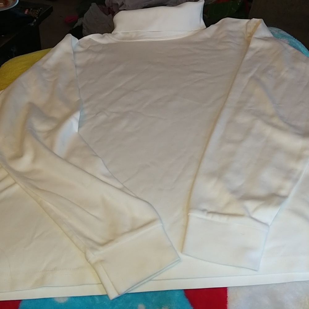 L.L. Bean med white long sleeve top
